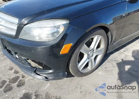 2011 Mercedes-Benz C 300 Sport 4Matic из США, поврежденный, VIN WDDGF8BB9BR169240